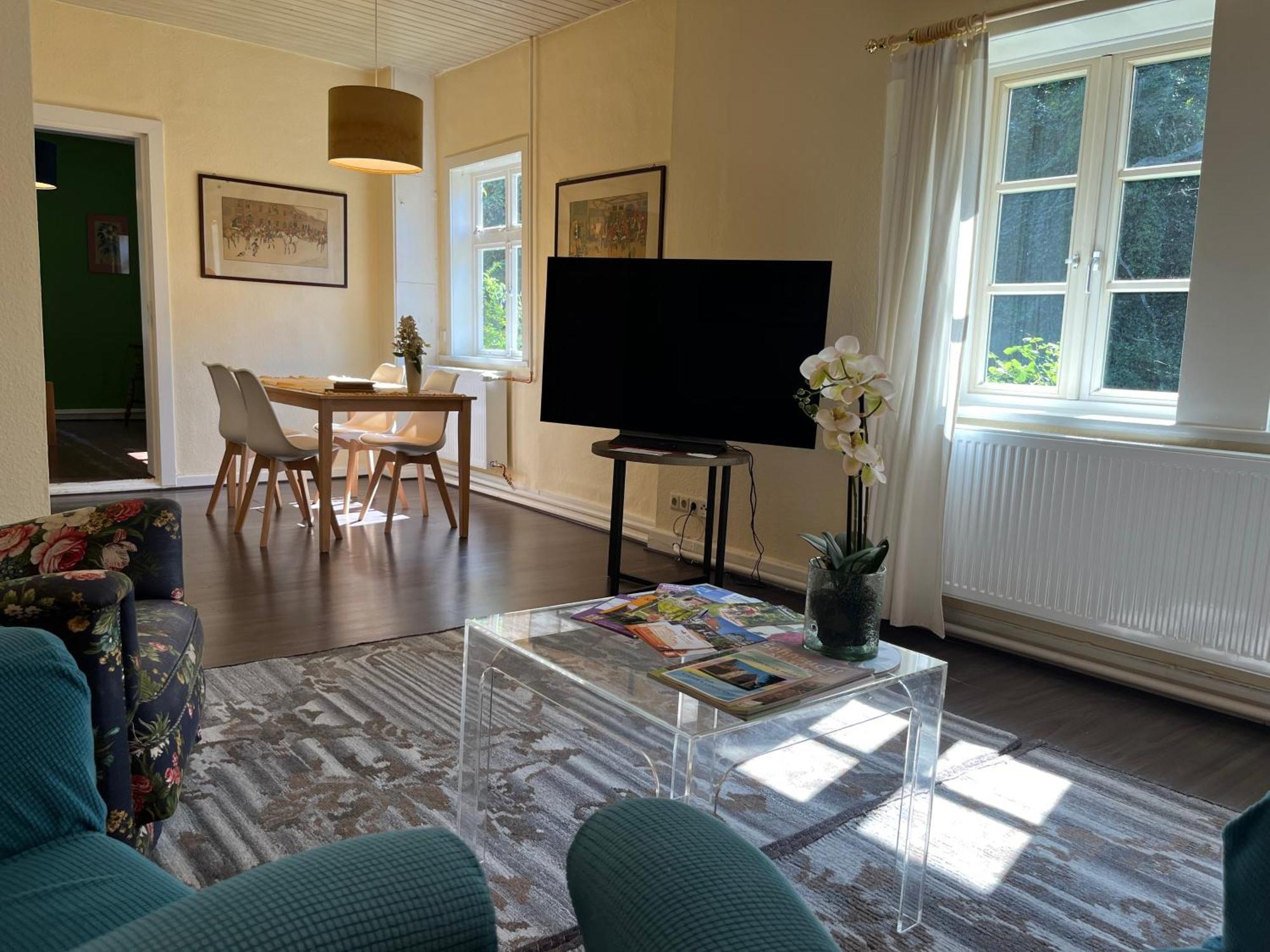 „Altes Forsthaus“ Am Schloss Uelzen Extérieur photo